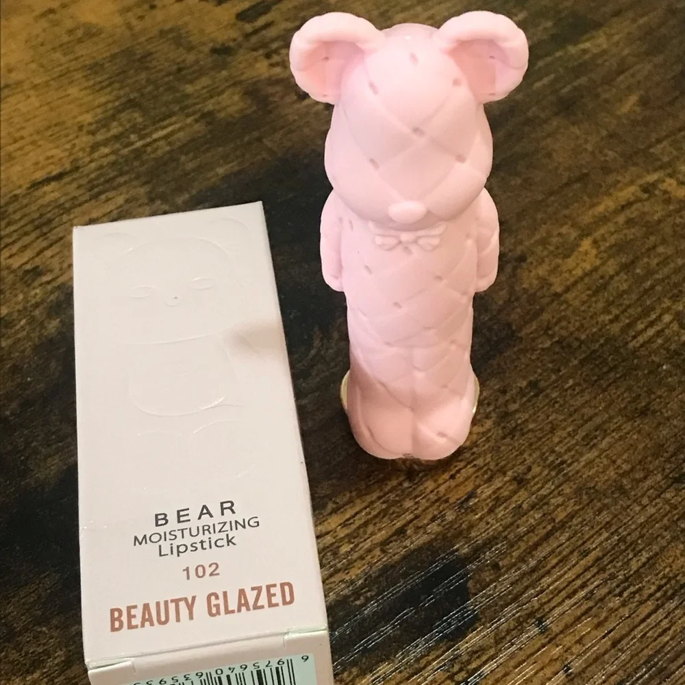 Moisturizing Lipstick- Pink (102)
